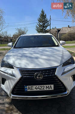 Внедорожник / Кроссовер Lexus NX 2018 в 