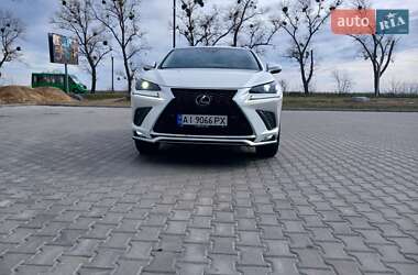 Внедорожник / Кроссовер Lexus NX 2020 в 