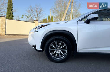 Внедорожник / Кроссовер Lexus NX 2015 в 