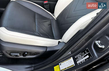 Позашляховик / Кросовер Lexus NX 2023 в 