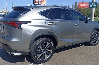 Внедорожник / Кроссовер Lexus NX 2021 в 