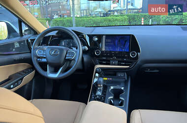 Внедорожник / Кроссовер Lexus NX 2022 в 