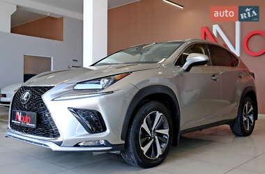 Внедорожник / Кроссовер Lexus NX 2018 в 