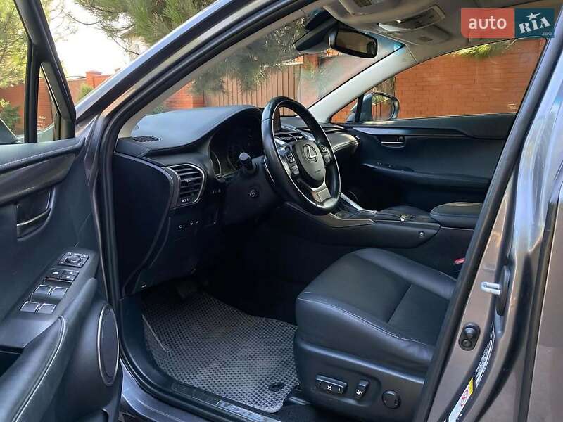 Внедорожник / Кроссовер Lexus NX 2019 в Львове