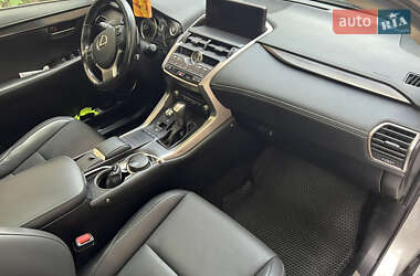 Внедорожник / Кроссовер Lexus NX 2019 в 