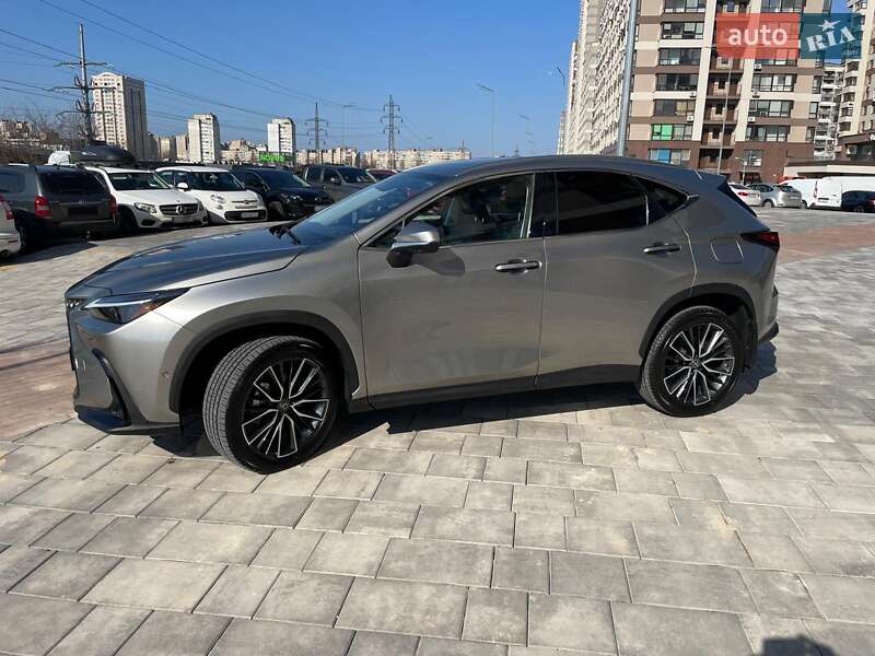 Позашляховик / Кросовер Lexus NX 2022 в Києві
