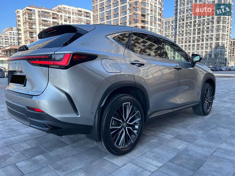 Позашляховик / Кросовер Lexus NX 2022 в Києві