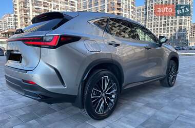 Внедорожник / Кроссовер Lexus NX 2022 в 