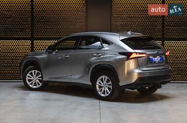 Позашляховик / Кросовер Lexus NX 2016 в 