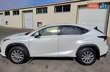 Внедорожник / Кроссовер Lexus NX 2019 в 