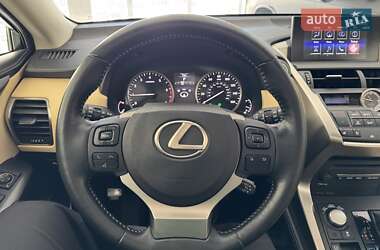 Внедорожник / Кроссовер Lexus NX 2017 в 