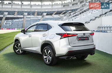 Позашляховик / Кросовер Lexus NX 2018 в 