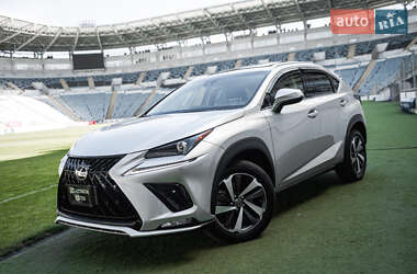 Позашляховик / Кросовер Lexus NX 2018 в 