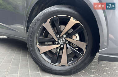 Внедорожник / Кроссовер Lexus NX 2019 в 