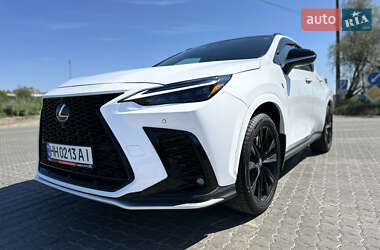 Внедорожник / Кроссовер Lexus NX 2022 в 