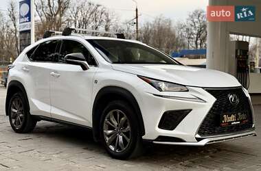 Позашляховик / Кросовер Lexus NX 2021 в 