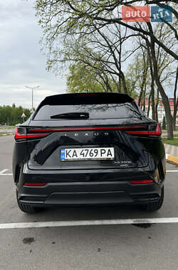 Внедорожник / Кроссовер Lexus NX 2022 в 
