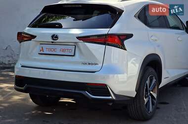 Внедорожник / Кроссовер Lexus NX 2019 в 