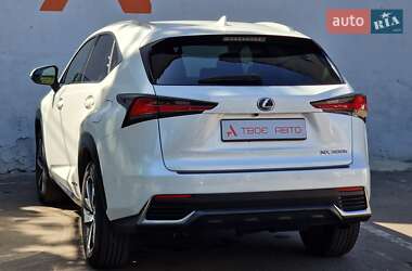 Внедорожник / Кроссовер Lexus NX 2019 в 