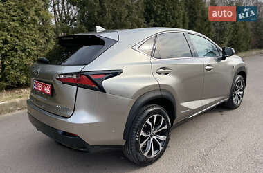 Внедорожник / Кроссовер Lexus NX 2015 в 