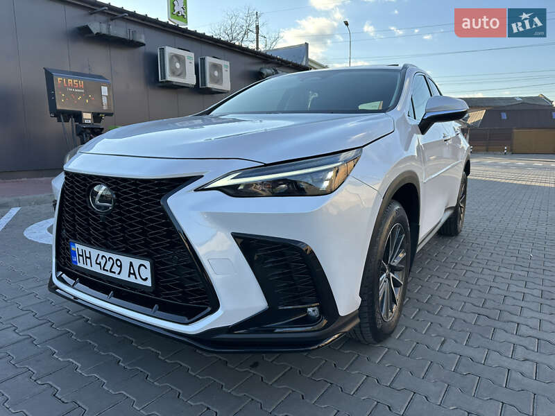 Внедорожник / Кроссовер Lexus NX 2022 в Одессе