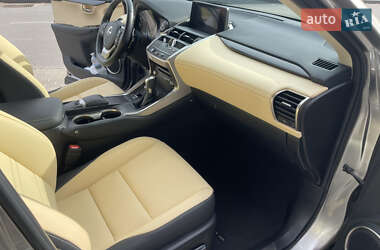 Внедорожник / Кроссовер Lexus NX 2021 в 