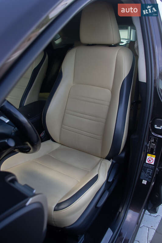 Внедорожник / Кроссовер Lexus NX 2015 в Киеве