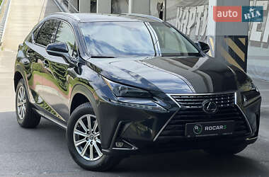 Позашляховик / Кросовер Lexus NX 2018 в 