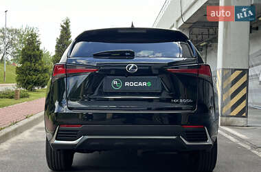 Позашляховик / Кросовер Lexus NX 2018 в 