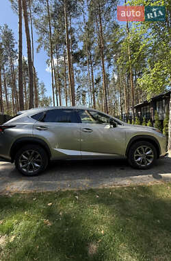 Внедорожник / Кроссовер Lexus NX 2021 в 