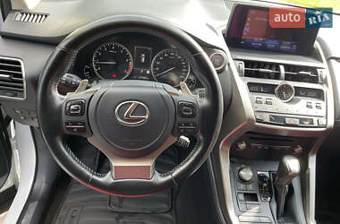 Внедорожник / Кроссовер Lexus NX 2020 в 
