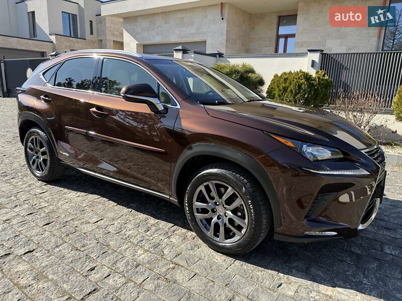Внедорожник / Кроссовер Lexus NX 2016 в Львове
