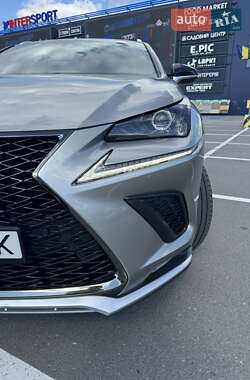 Внедорожник / Кроссовер Lexus NX 2019 в 