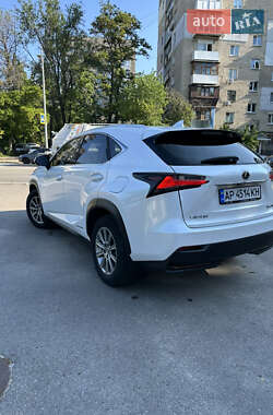 Внедорожник / Кроссовер Lexus NX 2015 в 