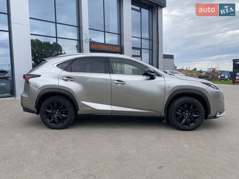 Внедорожник / Кроссовер Lexus NX 2015 в Киеве