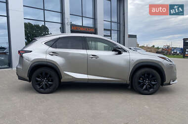 Позашляховик / Кросовер Lexus NX 2015 в 