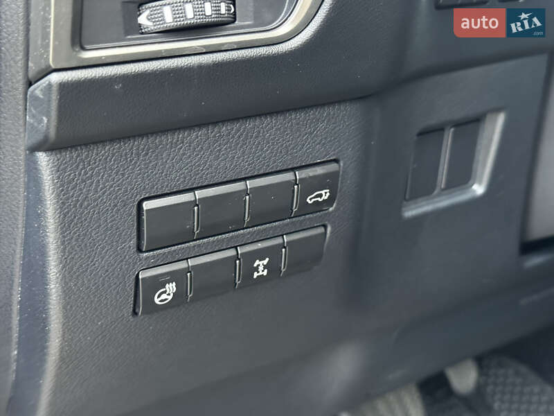 Внедорожник / Кроссовер Lexus NX 2019 в Киеве