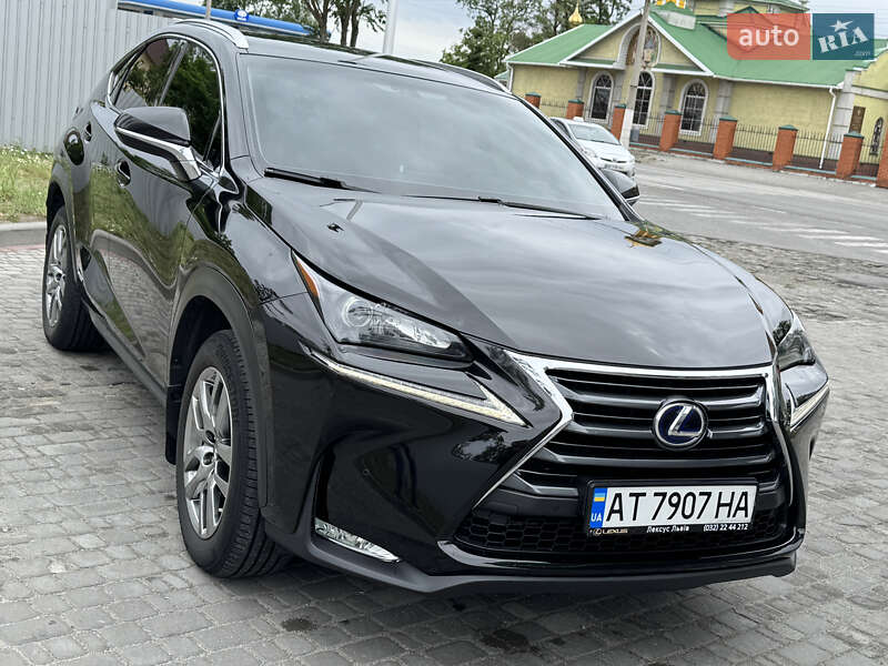 Внедорожник / Кроссовер Lexus NX 2015 в Запорожье