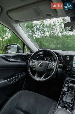 Внедорожник / Кроссовер Lexus NX 2022 в 