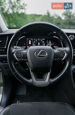 Внедорожник / Кроссовер Lexus NX 2022 в 