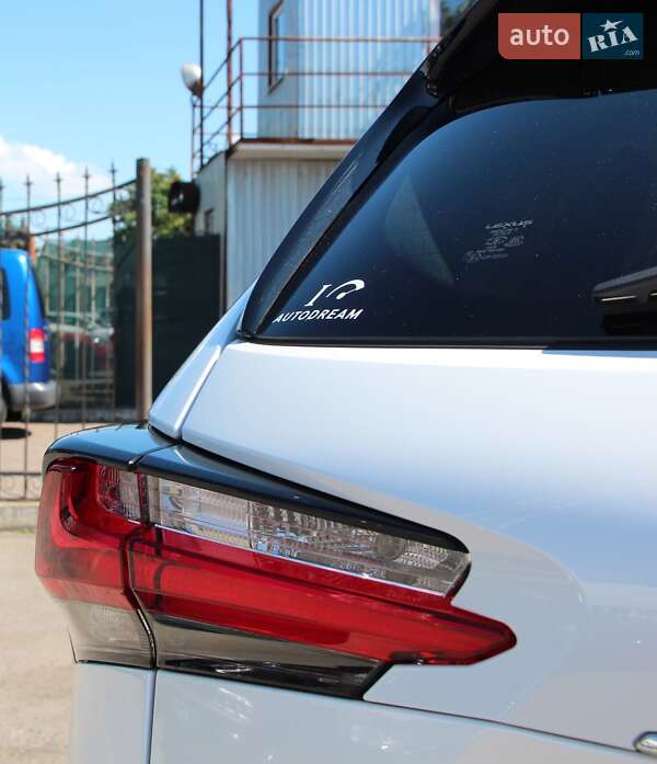 Внедорожник / Кроссовер Lexus NX 2015 в Одессе