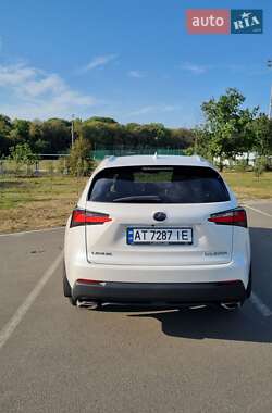 Внедорожник / Кроссовер Lexus NX 2015 в 