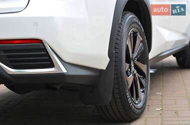 Внедорожник / Кроссовер Lexus NX 2019 в 