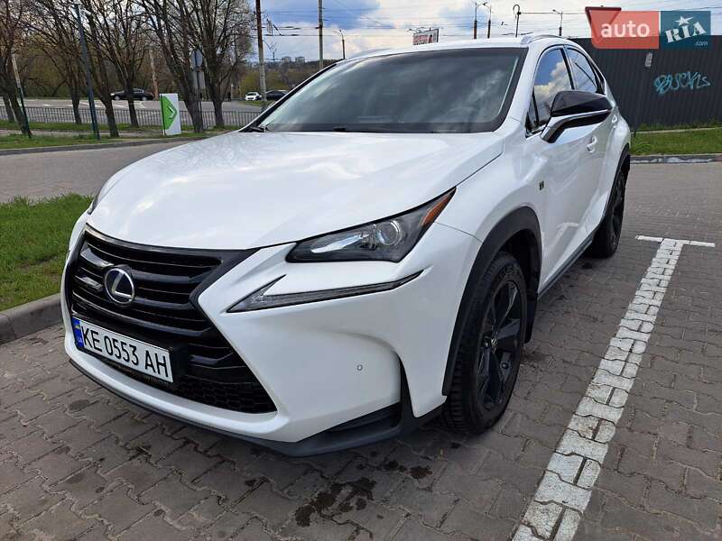 Позашляховик / Кросовер Lexus NX 2017 в Дніпрі