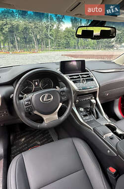 Внедорожник / Кроссовер Lexus NX 2019 в 