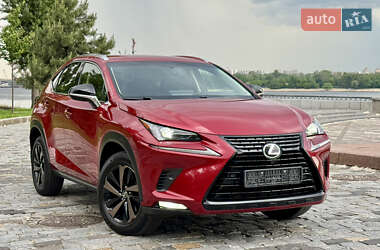 Внедорожник / Кроссовер Lexus NX 2019 в 