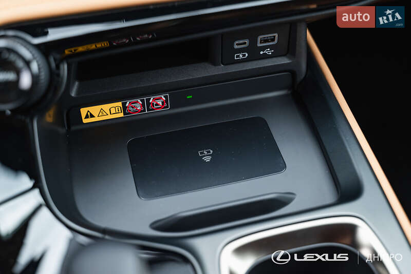 Внедорожник / Кроссовер Lexus NX 2023 в Днепре