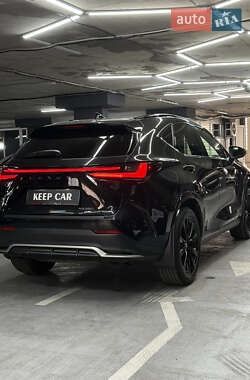 Внедорожник / Кроссовер Lexus NX 2022 в 