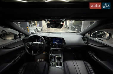 Внедорожник / Кроссовер Lexus NX 2022 в 