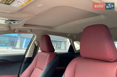 Внедорожник / Кроссовер Lexus NX 2021 в 